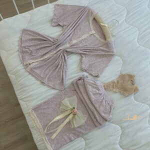 بيجامة أزرار سادة