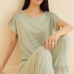 بيجامة نص كم ساده دانتيل