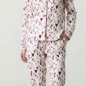 بيجامة باللون الأبيض قلوب ازرار